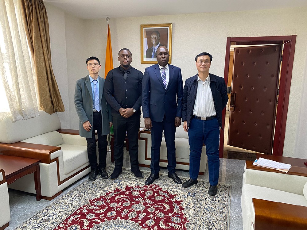 十堰銀鵬興電子科技有限公司拜訪科特迪瓦駐中國大使館